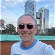 Clases y entrenamientos para mujeres +30. Estrategias de dobles y entrenamientos de equipos de clubes