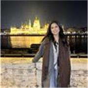 Soy una chica responsable con ganas de trabajar y enseñar mis conocimientos a los niños.