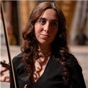 Studentessa universitaria diplomata con ottimi voti offre lezioni per aiuto compiti