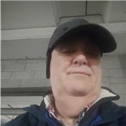 Laureato in storia impartisce lezioni di atoria scuole medie e superiori e Impartisce lezioni di storia del diritto romano