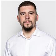 Diplômé d'un Master 2 en Économie Appliquée, je propose des cours d'Économie (Micro, Macro, etc.) pour lycéens et étudiants.