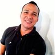 Licenciado en filosofía, con amplia experiencia pedagógica en educación. Cuento con habilidades didácticas para un excelente aprendizaje, además soy conferecista y puedo ofrecer clases de inglés a estudiantes de primaria