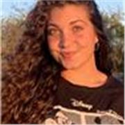 Soy alumna del tercer curso del grado de educación primaria y le daría clase a menores de primaria, ESO y bachillerato 