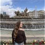 Soy Marta, estudió en 4 de ESO científico puedo dar clases a niños de primaria ayudándoles con cualquier asignatura