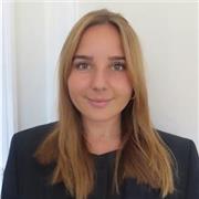 Professeur particulier pour collégiens ayant besoin de cours de soutien, notamment en mathématiques et en anglais.