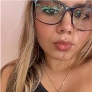 Estudiante universitaria con avanzado nivel de inglés dispuesta a impartir conocimiento en niños y jóvenes de manera personalizada
