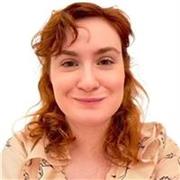 Laureata con lode in materie umanistiche impartisce lezioni online su italiano, storia e storia dell'arte