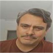 Experto en estrategia digital con 15 años de experiencia en corporativos, fundado startups y trabajado como consultor y docente. 