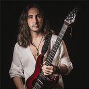Clases de guitarra eléctrica. Profesor titulado con más de diez años de experiencia. Presencial y online