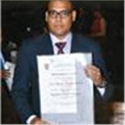 Docente de Matemáticas con especialización en Estudios Pedagógicos y Maestria en Educación