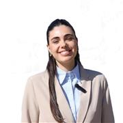 Me defino como una persona responsable, paciente y organizada con la capacidad de dar clases a niños de primaria y secundaria.