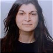 Sono laureata in Filosofia, appassionata di formazione e credo nel valore dell'apprendimento continuo. 