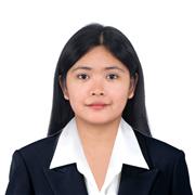 I am a professional teacher specializing in English language instruction, providing tailored lessons for primary school students.