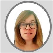 Professeure des écoles, je propose mes services pour donner des cours de français et/ou de mathématiques à des élèves de primaire ou à des adultes de nationalité étrangère qui souhaitent apprendre/perfectionner la langue française
