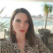 Profesora graduada en Magisterio de primaria, con experiencia de 12 años ayudando a niños y adolescentes de primaria y secundaria