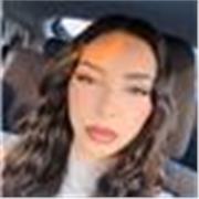 Me defino como una profesora amable y con paciencia y doy clases a todo tipo de edades.