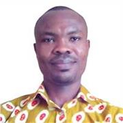 Economics teacher teaches students at senior high school level