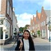 maestra en música, pianista, saxofonista, compositora y arreglista, con experiencia en la enseñanza nacional e internacional