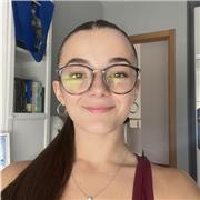 Profesora particular con un enfoque ameno e interactivo, ideal para niños y primaria.