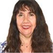 Profesora titulada en problemas de aprendizaje con más de 25 años de experiencia. 
