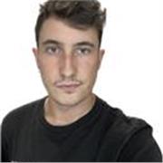 Licenciado en ADE y Marketing y master en Marketing Internacional por la London South Bank University con nivel bilingüe de inglés que ofrece clases particulares online a niños y adultos de inglés por todo el territorio español. 

Al haber vivido durante 