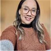 Portuguese tutor providing knowledgment to all ages