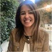 Profesora de Matemáticas imparte clases a todos los niveles, especialmente Bachillerato y universidades