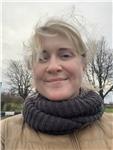 I am a smart, sweet and reliable tutor who enjoys teaching KS1 students. 