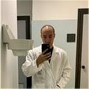 Studente di Odontiatra preparato nelle materie scientifiche pronto a dare ripetizioni a chi ne avesse bisogno 
