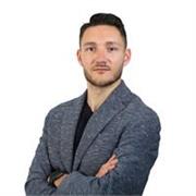 Italian tutor providing lessons to students of all ages