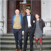 Docente di elettronica impartisce lezioni di matematica, fisica, elettronica ed elettrotecnica