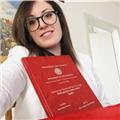 Laureata e appassionata di storia con breve esperienza in lezioni private