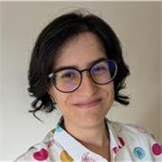 Profesora de español online con más de 5 años de experiencia. Bilingüe español e inglés y conocimientos de francés. Clases personalizadas a tus intereses y objetivos. Experiencia con niños, adolescentes y adultos, y en preparación de exámenes, así como es