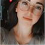 Insegnante per bambini da 5 ai 12 anni , di tutte le materie. Sono diplomata al liceo pedagogico e sono una studentessa universitaria nella facoltà di scienze dell'educazione