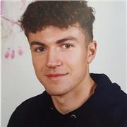 Etudiant, je souhaite transmettre mon savoir pour aider les autres. Je suis capable d'enseigner la plupart des matières des vois générales excepté le français. Je dispenserai de cours en ligne ou sur la ville d'Albi