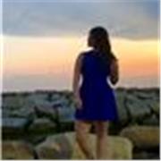 a tutti! Sono Roberta e sono una ragazza di 21 anni che impartisce lezioni di italiano a studenti stranieri!