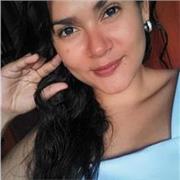 Profesora de Diseño Gráfico imparte clases para las personas que quieran aprende el mundo de la ilustración, y diseñar sus propios logos