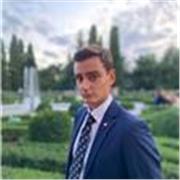 studente di ingegneria per ripetizioni di matematica