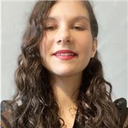 Juriste de profession, je propose aux futurs étudiants de première année des cours d’introduction au droit.