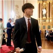 Profesor nativo de Español , con experiencia en enseñanza en niños de primaria