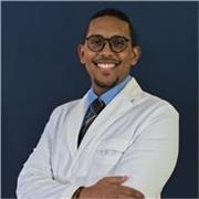 Medico internista, tutor en medicina para jovenes en la universidad