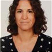 Professora de reforç de les matèries de ciències o repàs en general