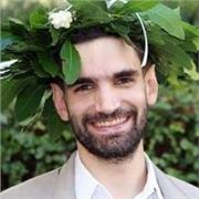 Docente laureato in pedagogia (LM-85), storia (LM-84) e dottorando ripetizioni online e in presenza Arezzo e Valdichiana
