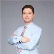 Clear, confident English,taught by someone who’s lived it. I’m an experienced ESL tutor with 8 years teaching abroad.
