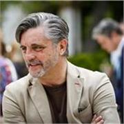 Profesional con más de 20 años de experiencia y docente más de 5 años 