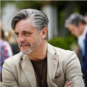 Profesional con más de 20 años de experiencia y docente más de 5 años