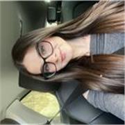 Estudiante universitaria, apasionada por enseñar ingles (tengo nivel B2) y biologia 