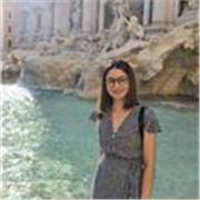 Studentessa con certificazione Cambridge C2 impartisce lezioni di Inglese