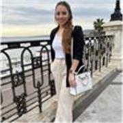 Hola soy agustina 26 años, tengo mucho interés en enseñar mi lengua nativa, el español! No dudes en contactar 