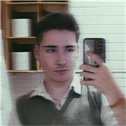 Soc un estudiant d'Humanitats a la Universitat Pompeu Fabra (UPF), amb una sòlida base cultural i capacitat analítica.